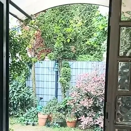 Private Bungalow Garden Holiday home